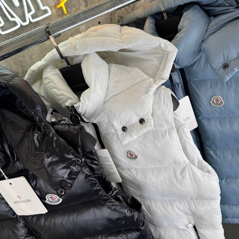 Men Gilet Removable Hood