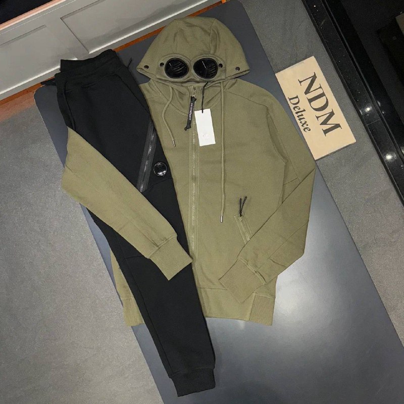 Men tracksuit