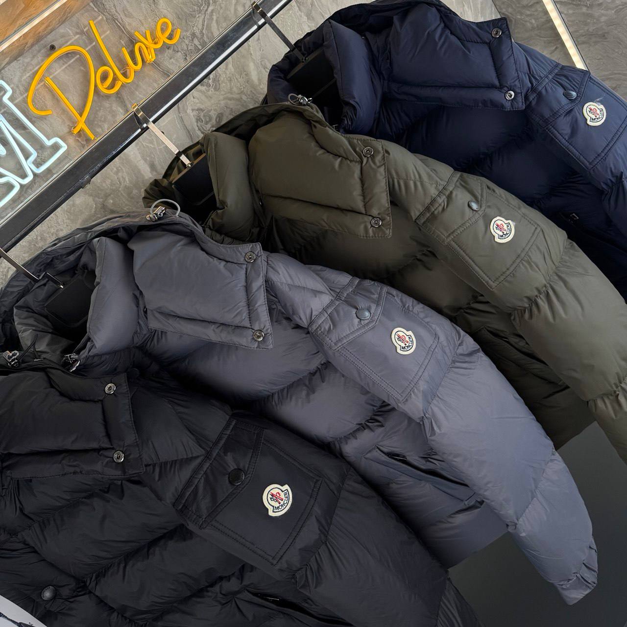 Men Vezere Jacket