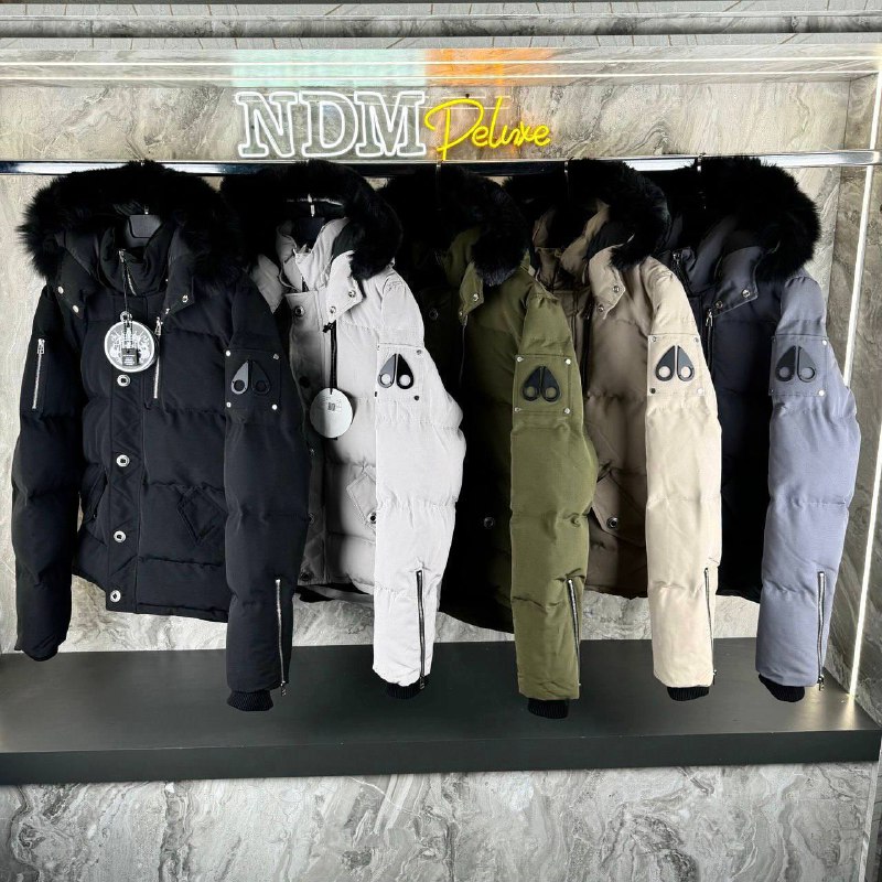 Men jacketBlack Men jacketBlack white fur